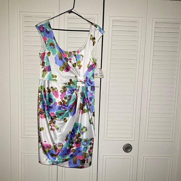 Maggy London Dresses & Skirts - Maggy London Dress-Size 14